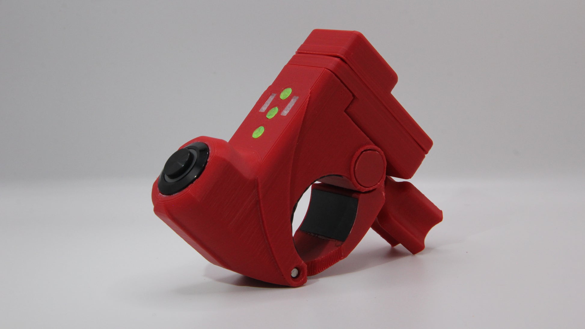 CaptR remote control for GoPro® in Crimson Red color